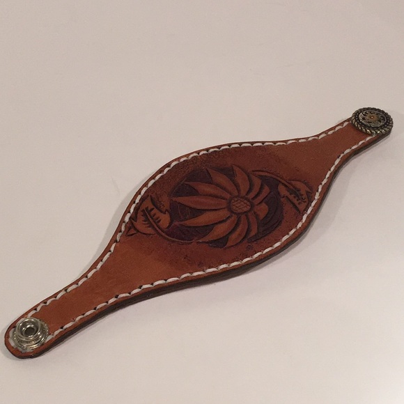 Boho Western Floral Tooled Leather Cuff Bracelet - Picture 7 of 14